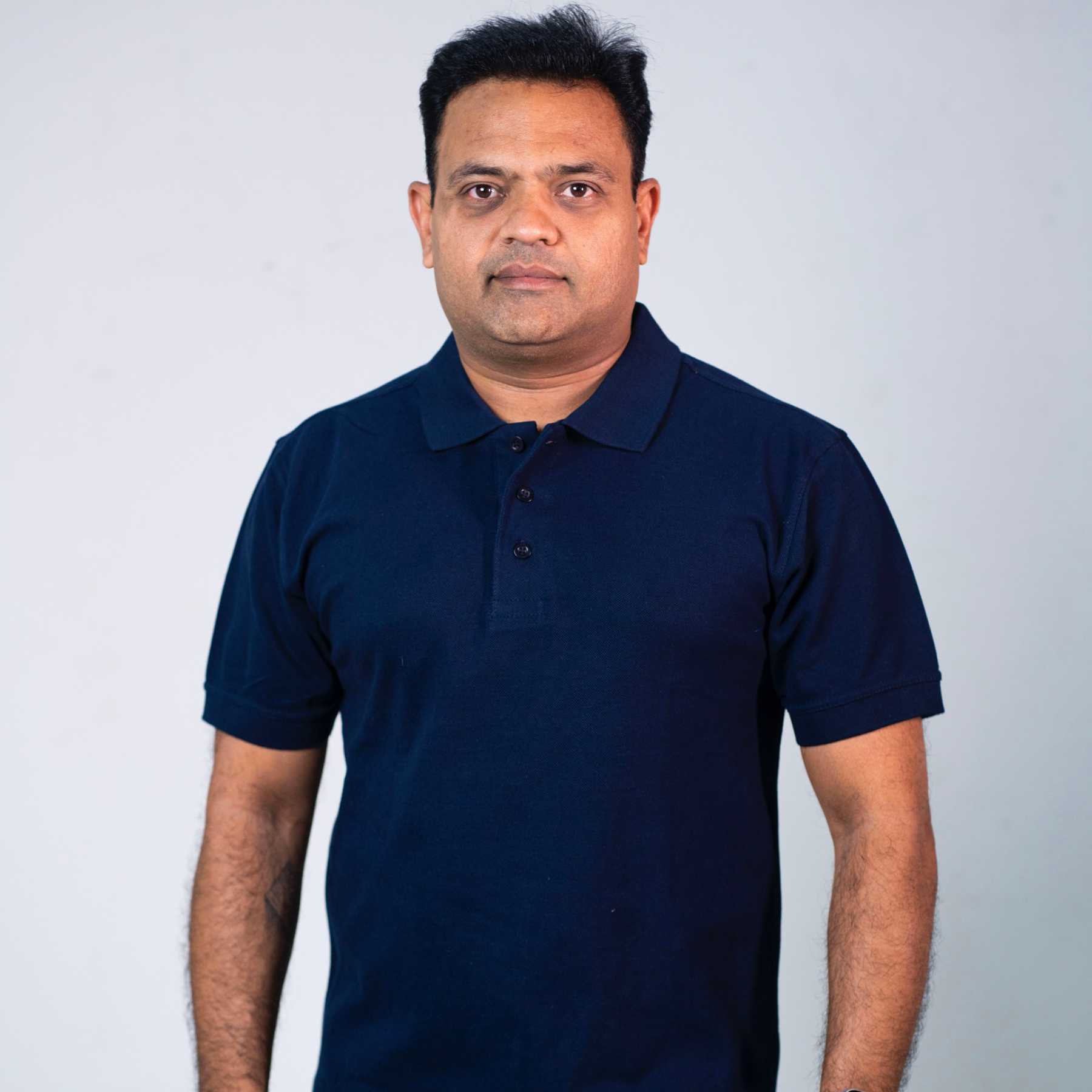plain-navy-240-gsm-polo-tshirt1