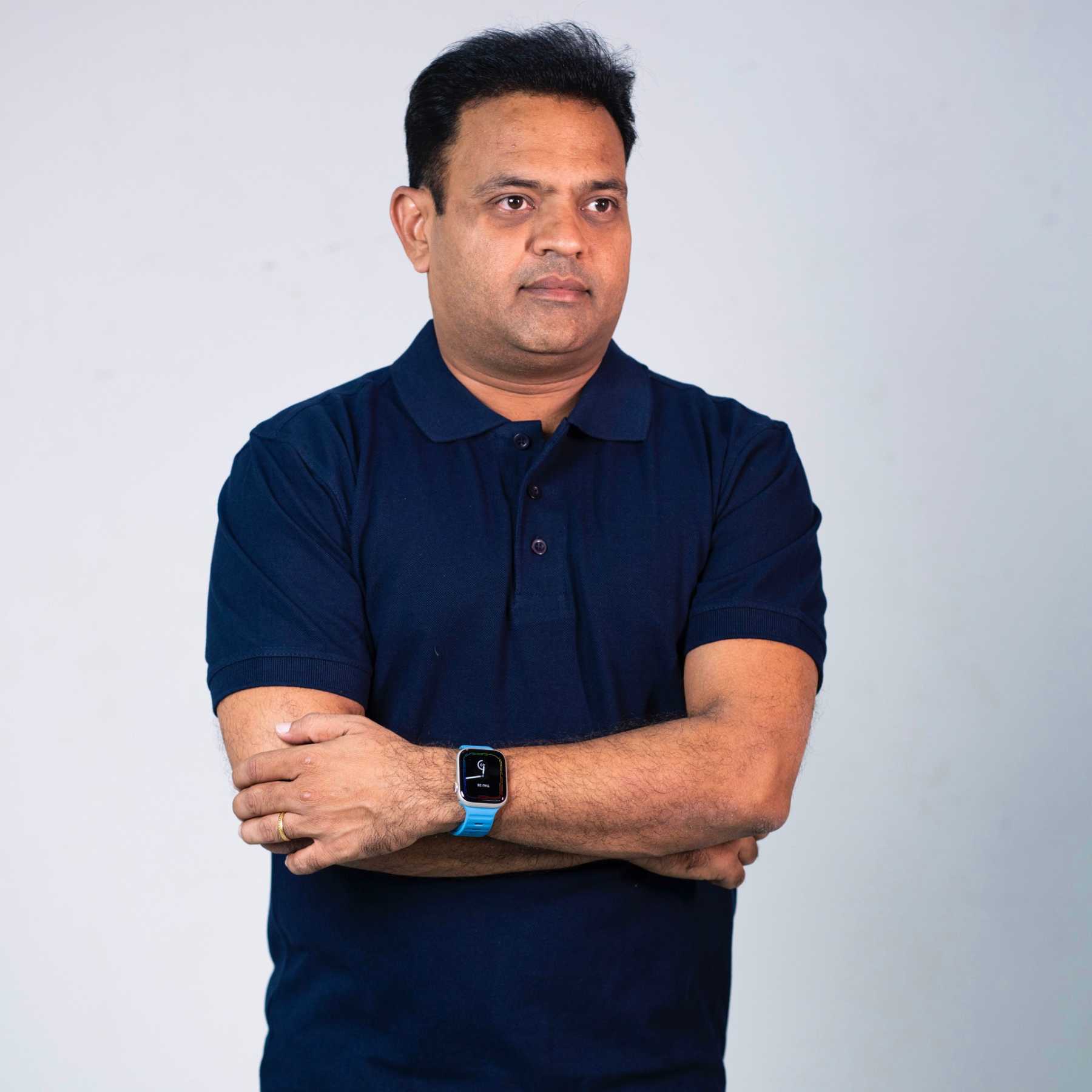 plain-navy-240-gsm-polo-tshirt2
